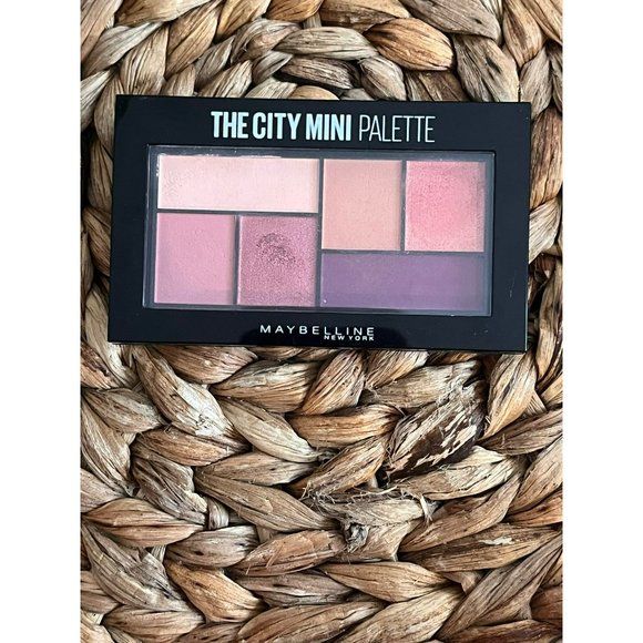 Maybelline The City Mini Palette 510 Blushed Avenue Eyeshadow - Picture 3 of 5